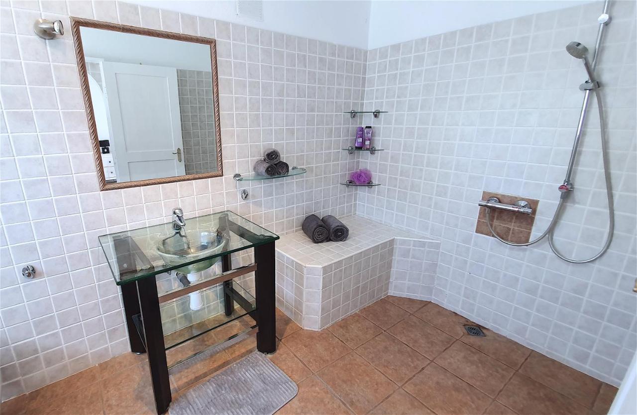 פלאיה בלנקה Stunning Sea View Villa With 6 Bedrooms & Heated Pool - Villa Renaissance מראה חיצוני תמונה