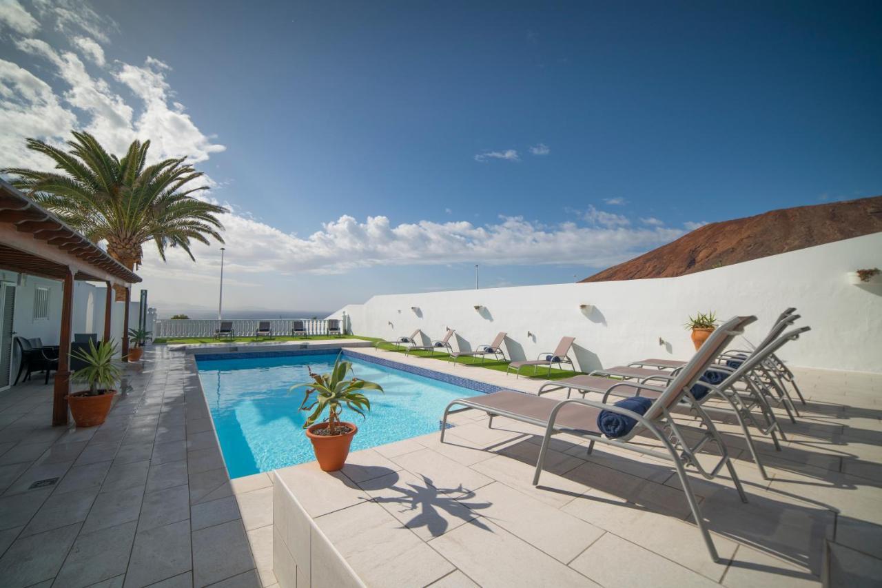 פלאיה בלנקה Stunning Sea View Villa With 6 Bedrooms & Heated Pool - Villa Renaissance מראה חיצוני תמונה