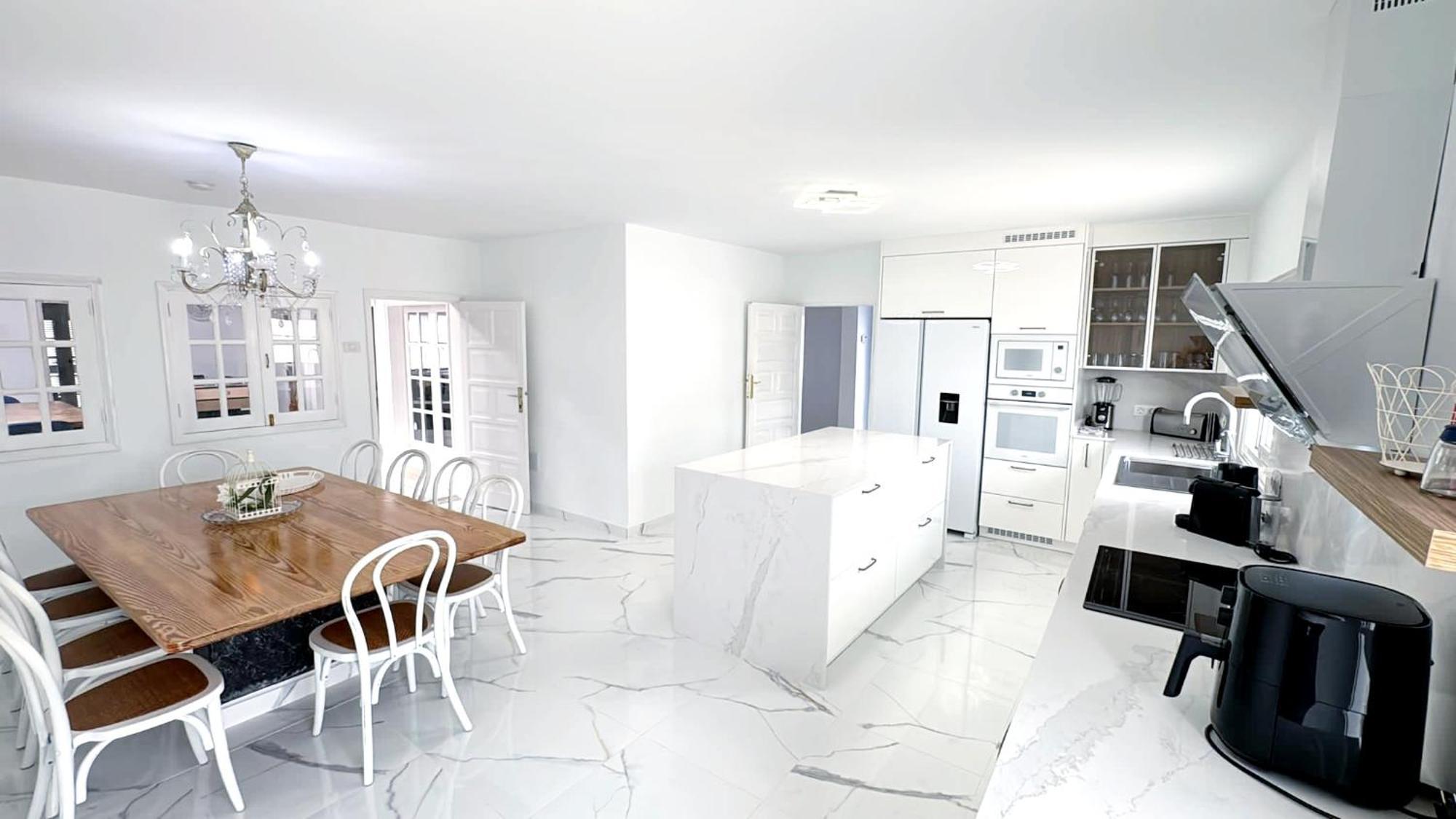 פלאיה בלנקה Stunning Sea View Villa With 6 Bedrooms & Heated Pool - Villa Renaissance מראה חיצוני תמונה